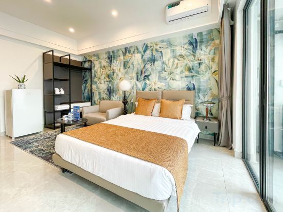 Phnom Penh Huan Yu  Hotel & Residence Room Type - Deluxe Queen Room