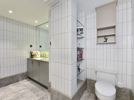 Dongsi No 78 Boutique Apartment - Tap to explore photos