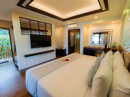 Bohol Beach Club - Tap to explore photos