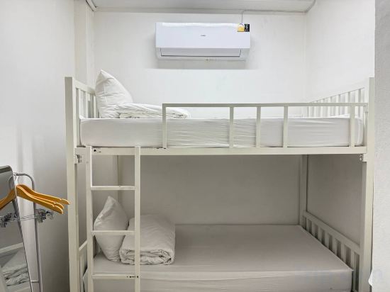 BW Thai Art Style Hotel Room Type - Bunk Bed Room