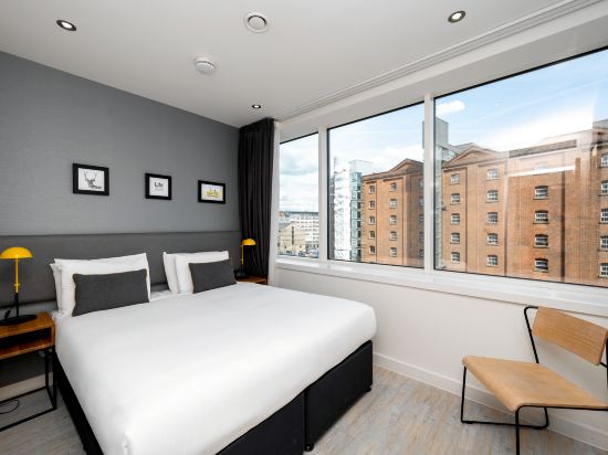 Staycity Aparthotels Manchester Piccadilly - Tap to explore photos