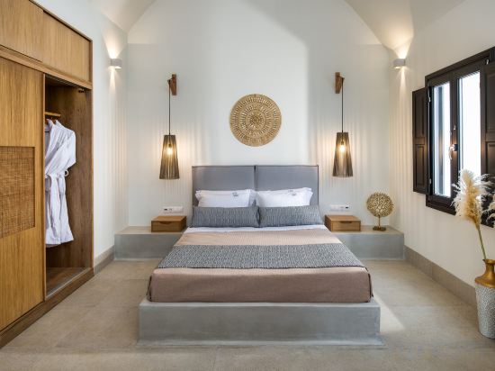 Venus Sunrise Suites & Villas Room Type - Honeymoon Suite with outdoor jacuzzi Venus Sunrise Suites & Villas Room Type - Honeymoon Suite with outdoor jacuzzi