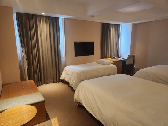 Acube Hotel Room Type - Family Triple (2 Double + 1 Single) Acube Hotel Room Type - Family Triple (2 Double + 1 Single)
