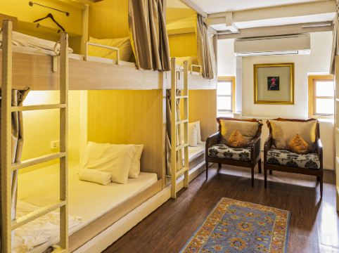 Atelier Room Type - Bed In Super Single Mixed Capsule(Upper Deck)