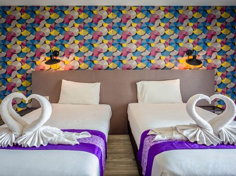 Embryo Hotel Room Type - Deluxe Twin Room