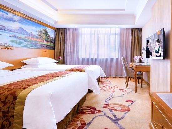 Vienna Hotel (Guangzhou Tianhe South China Botanical Garden)