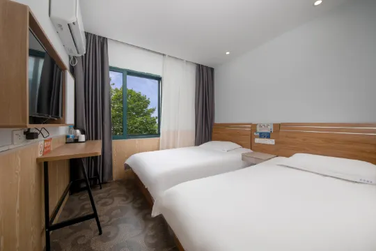 Qingzhu·Xinke Hotel (Shanghai Jinshan City Beach Branch)