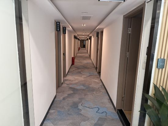 Others 5, Yuexiang Hotel (Beijing Daxing Jiugong Subway Station), Beijing