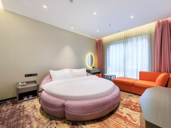 RGHCM Garden Resorts Room Type - Couples' Honeymoon Room