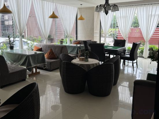 Others 5, Qinghua Business Hotel, Liangshan Yi