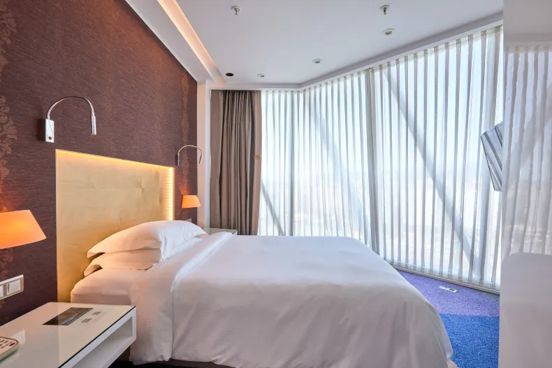 부르그 아르잔 바이 로타나