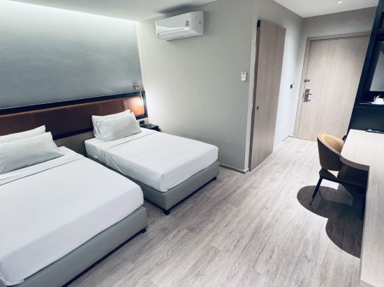 Narra Hotel Room Type - Premier Twin Room