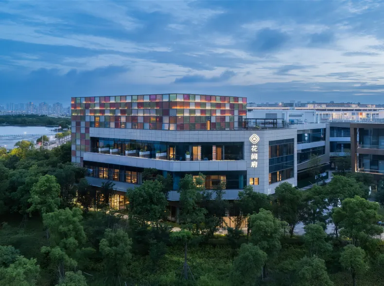 Blossom Manor Shanghai Senlan · Green Lane Hotel