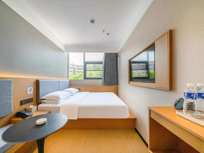 Pod Inn (Nanjing Shuanglong Avenue Metro Station)