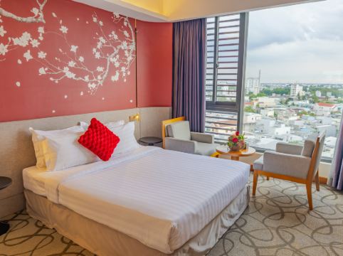 The IRIS Signature Hotel & Spa Room Type - Standard City View Double Room