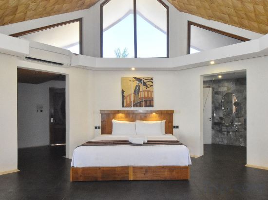 Ambassador In Paradise Resort Room Type - Casita Honeymoon Suite