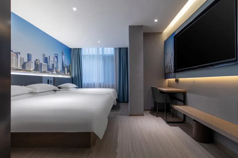 Tuke Light Hotel (Liangcheng Park Branch, North Station Road, Shanghai)