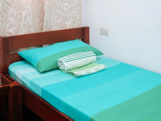 C Star Travellers Inn Room Type - Twin Room