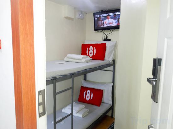 8 Hostel at Quiapo Room Type - Budget Bunk Room With Private Facilities