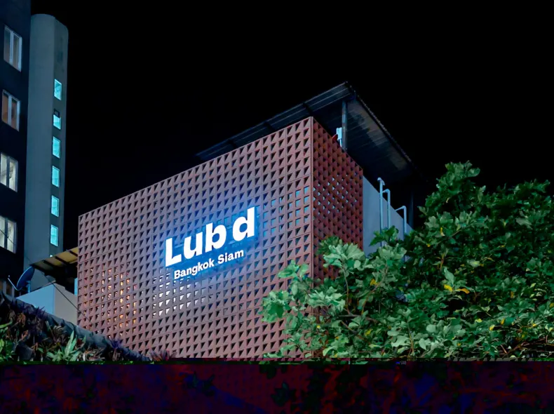 Lub d Bangkok Siam – New Look, Across from MBK & Skytrain Access