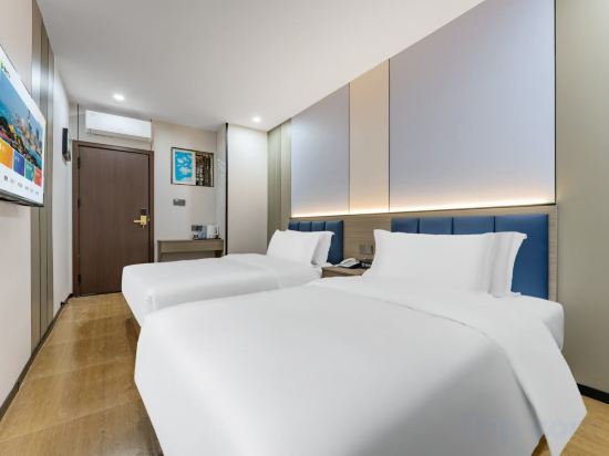 Yuecheng Hotel(Guangzhou Zhongshan Sixth Hospital) - Tap to explore photos