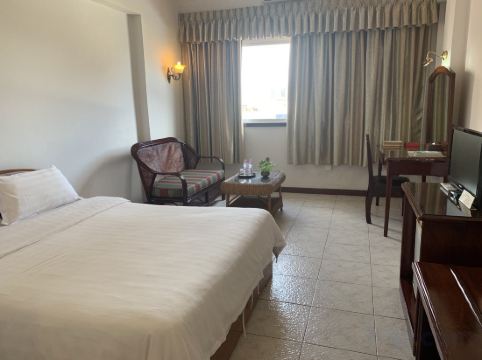Chung Hsin Hotel 中信酒店 Room Type - Standard Queen Room
