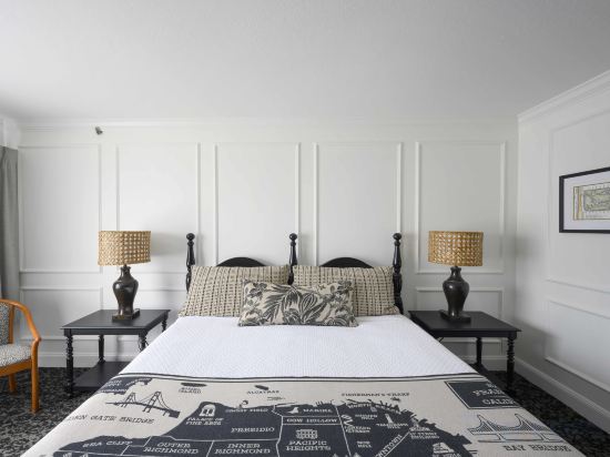 Cow Hollow Inn & Suites Room Type - Deluxe King Room