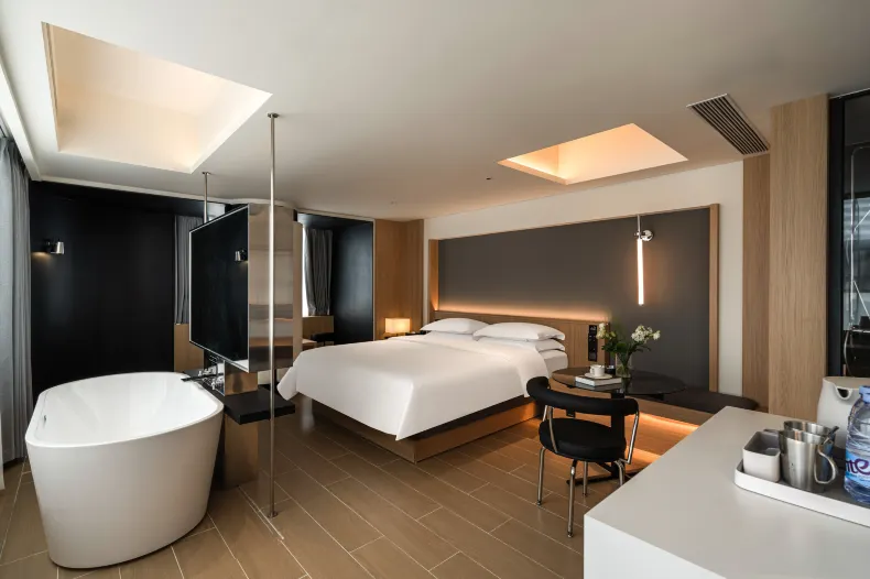 SFEEL設計師飯店（成都春熙路騾馬市地鐵站店）