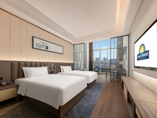 Hong Zhou Century Hotel Room Type - Luxury Double Room (Full-view Floor-to-ceiling Windows Separate Living Room Hong Zhou Century Hotel Room Type - Luxury Double Room (Full-view Floor-to-ceiling Windows Separate Living Room