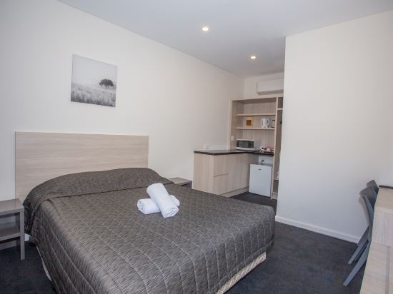 Westside Motor Inn Room Type - Queen Room