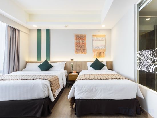 Darley Hotel Chiangmai Room Type - Deluxe Double Single Room