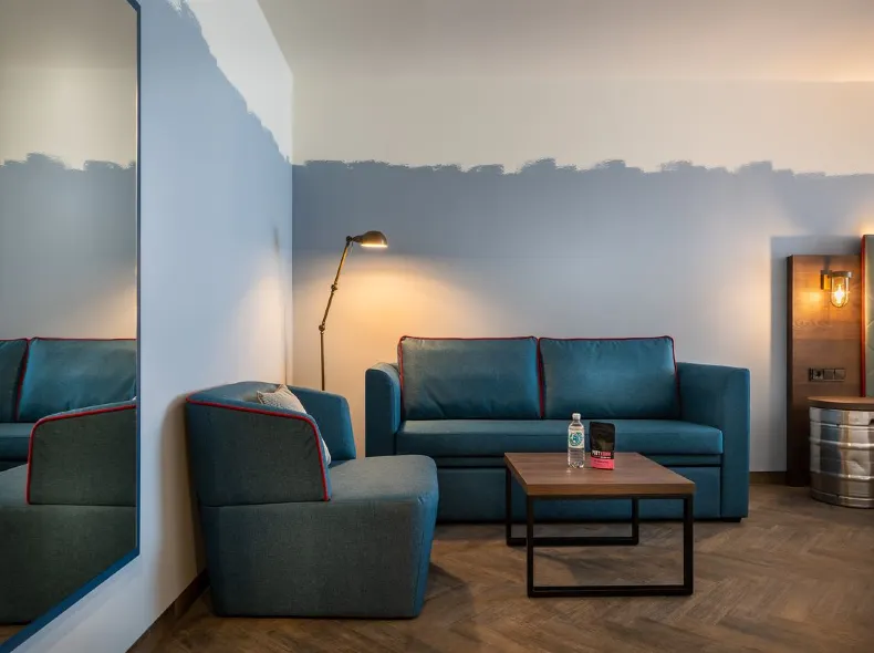 Holiday Inn - the niu, KEG HAMBURG OST by IHG
