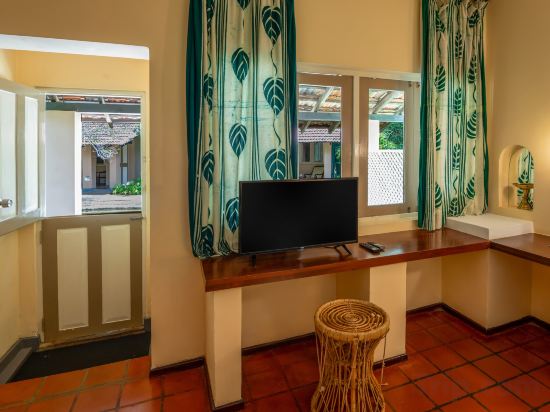 SIGIRIYA VILLAGE HOTEL,SIGIRIYA - Tap to explore photos
