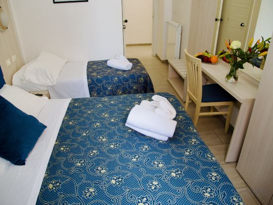 3H Hotels Marechiaro Room Type - Smart Triple Room