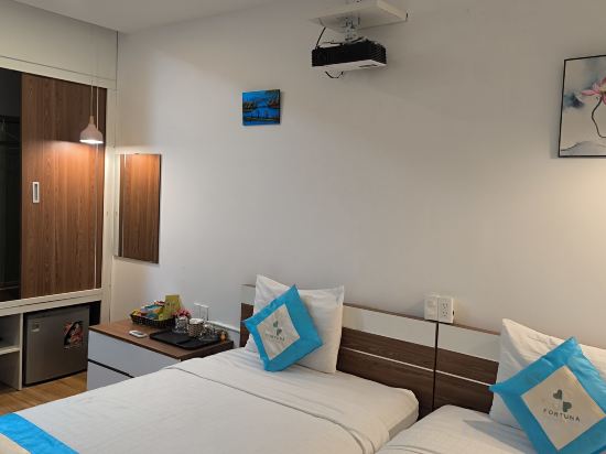Flora  Hotel Phu Quoc Room Type - Standard Twin Room (No Windows)