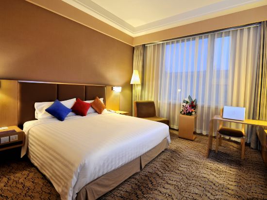 Beijing XinQiao Hotel Room Type - Superior Room with king bed