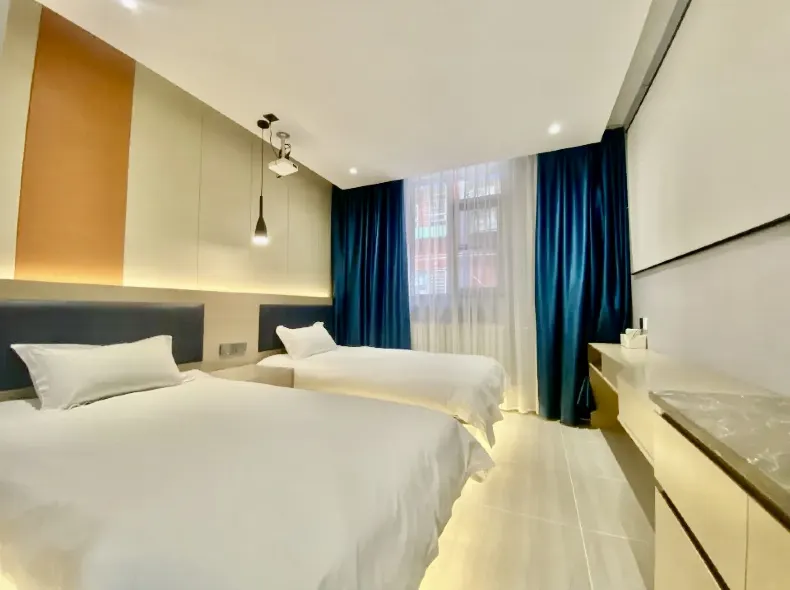 Rujia Huayi Selected Hotel (Beijing Guomao Jintai Road Subway Station Branch)