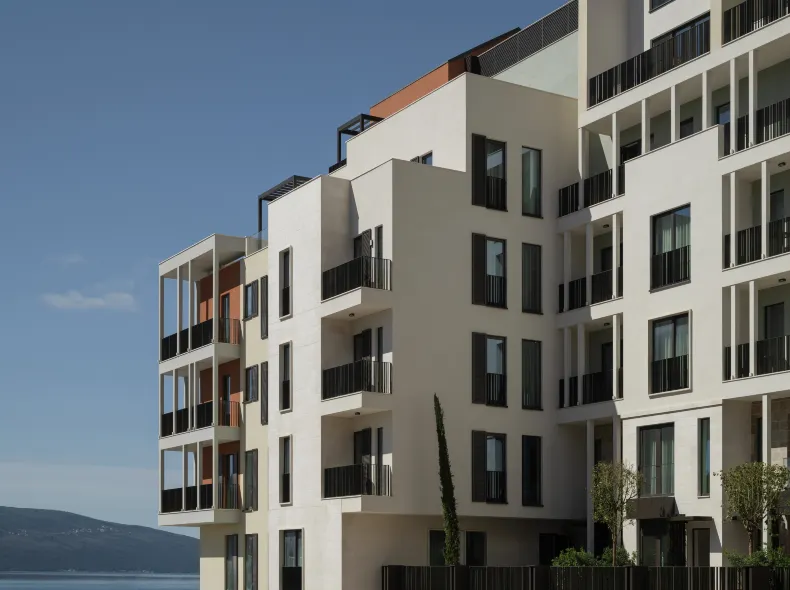 SIRO Porto Montenegro