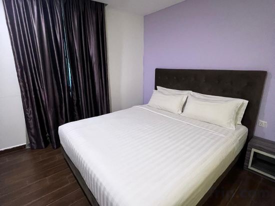 Elmark Hotel Johor Room Type - Deluxe Queen Room
