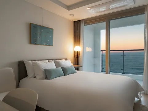 Urbanstay Sokcho Deungdae Beach