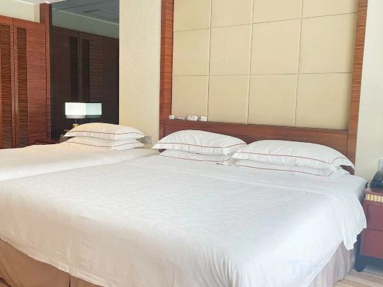 Guangzhou Good International Hotel Room Type - Family Suite