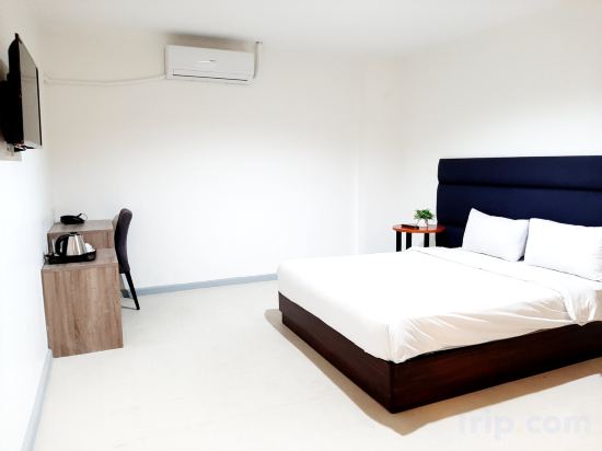 Anex Hotel near US Embassy Room Type - Deluxe Double Room
