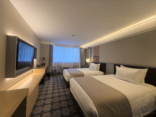 Jinglun Hotel Room Type - Deluxe Twin Room (Xinxiang Space · King Koil Deep Sleep Mattress) Jinglun Hotel Room Type - Deluxe Twin Room (Xinxiang Space · King Koil Deep Sleep Mattress)