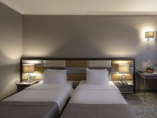 Taksim Square Hotel Room Type - Economy Room with Atrium View Taksim Square Hotel Room Type - Economy Room with Atrium View
