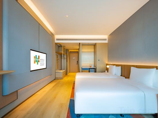 EVEN Hotel Shanghai Expo by IHG - Tap to explore photos