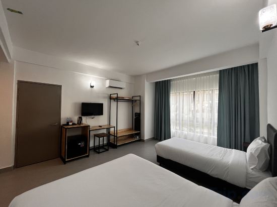 ēRYA by SURIA Hot Spring Bentong Room Type - Deluxe Triple Garden View