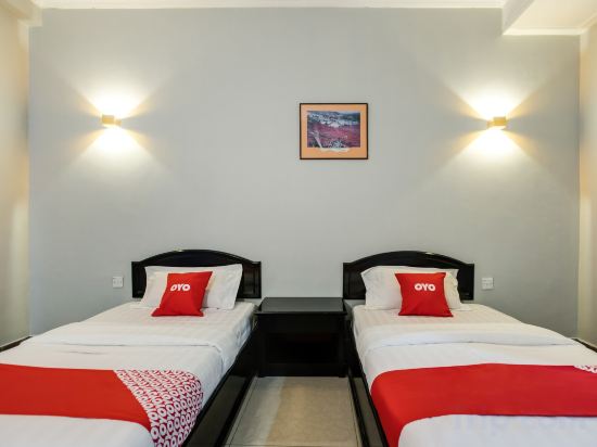 OYO Tawau Hospital Formerly Mangrove Hotel - Tap to explore photos
