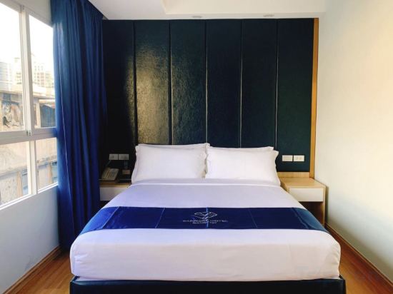 Sapphire Hotel Silom Bangkok - Tap to explore photos