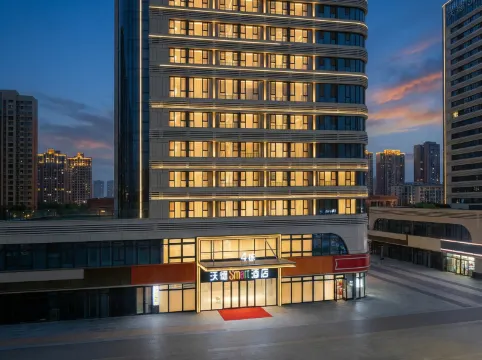 World=- Holtel Jinan Dongzhan Beichen Longhu Tianjie Dian