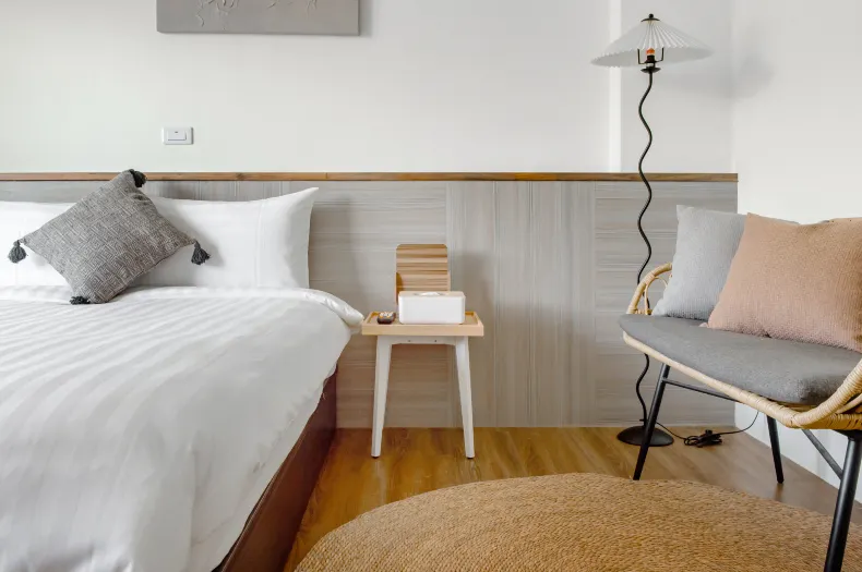 台東嶼光智能入住旅宿｜彩虹石榴＆囍福圓閣